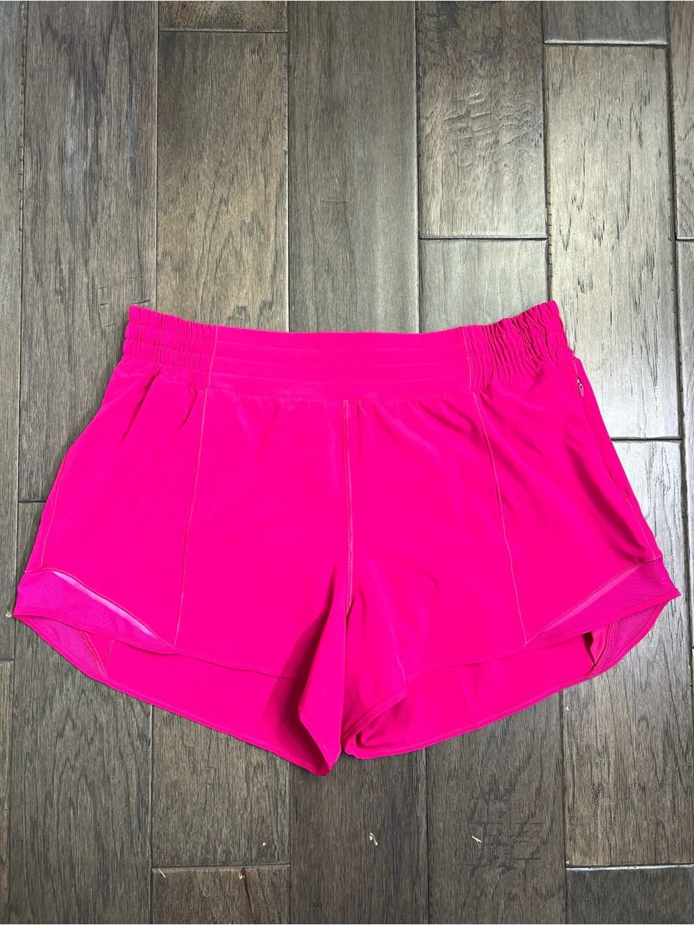 NEW Lululemon Hotty Hot High-Rise Lined Short 4